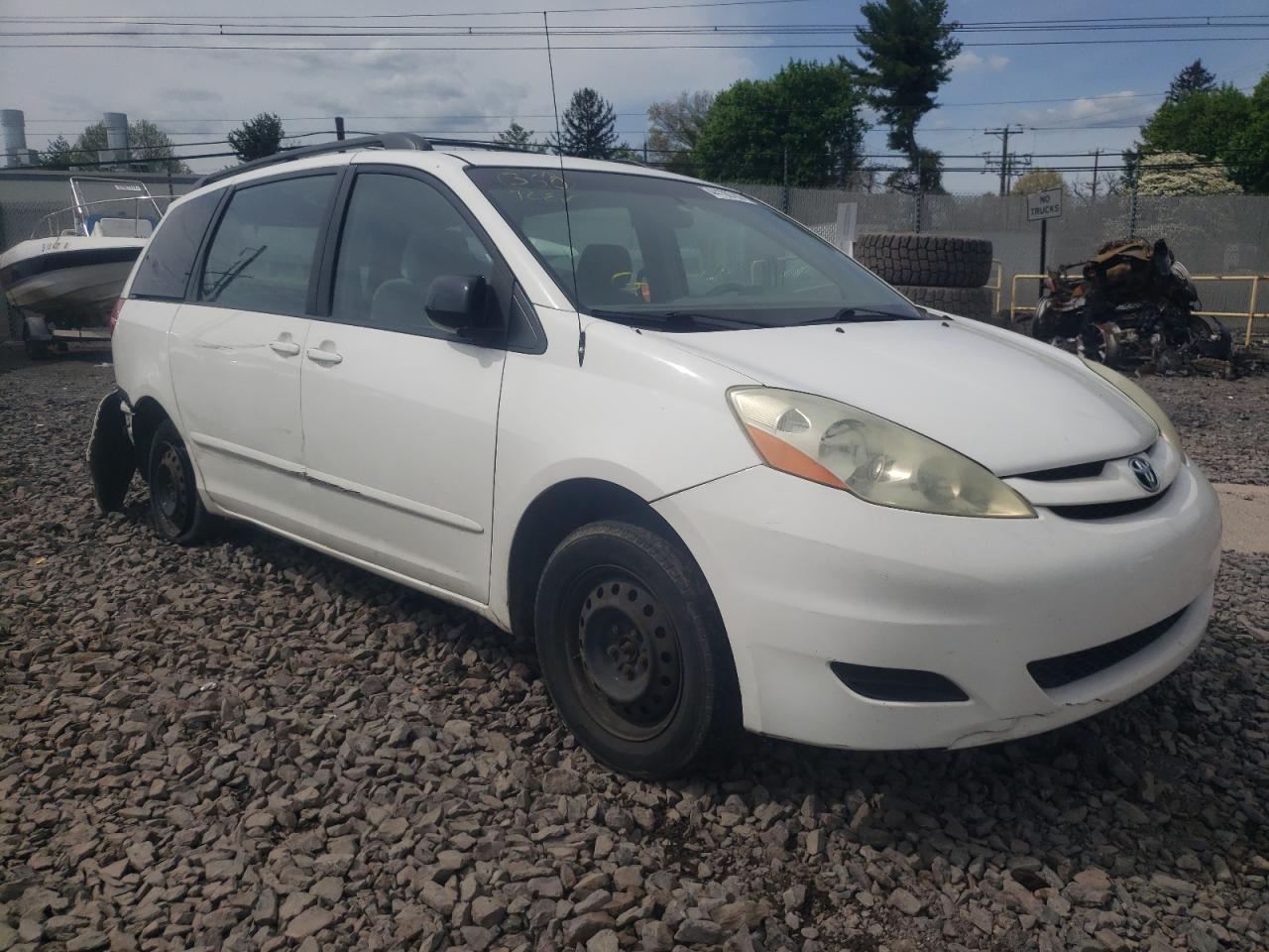 Photo 1 from auction – 2006 TOYOTA SIENNA CE with VIN 5TDZA23C76S481635