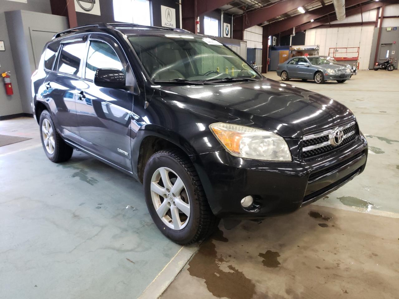 TOYOTA RAV4 LIMIT 2006 with VIN JTMBD31V865021201 - Photo from auction