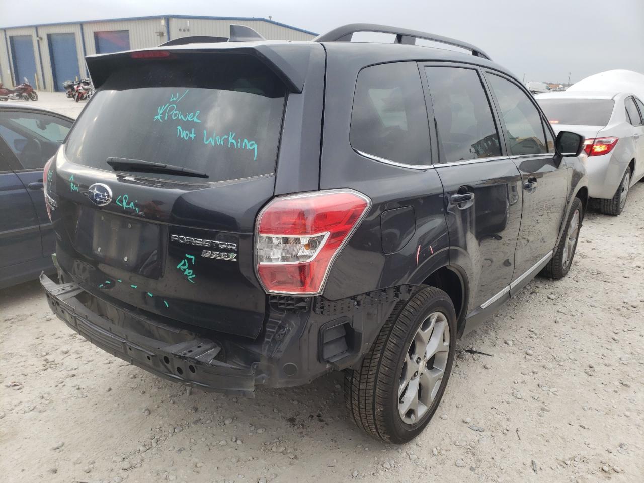 Photo 4 from auction – 2016 SUBARU FORESTER 2 with VIN JF2SJAXC4GH526091