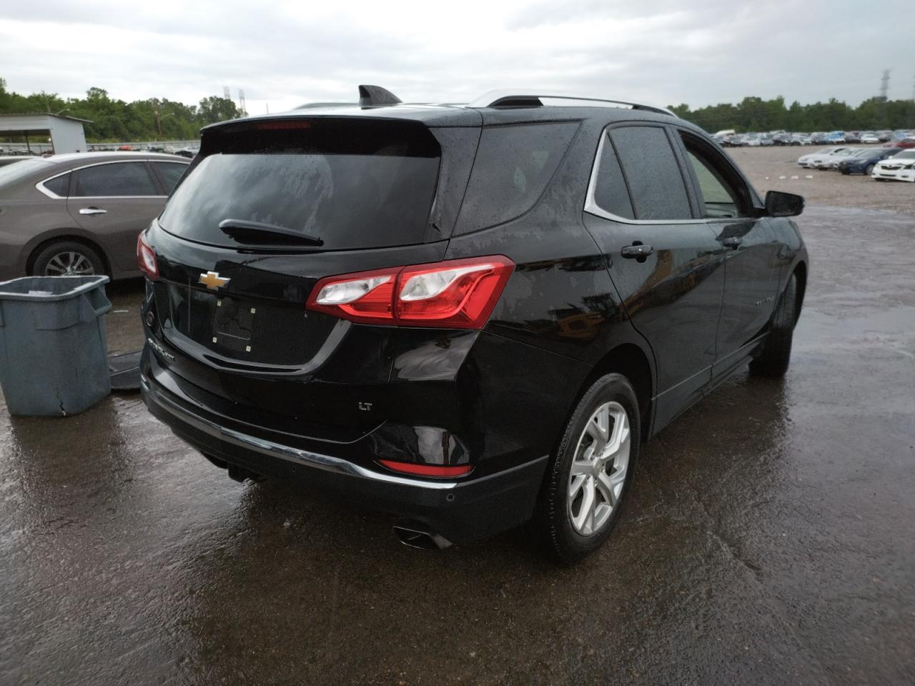 Photo 4 from auction – 2019 CHEVROLET EQUINOX LT with VIN 2GNAXLEX5K6172243