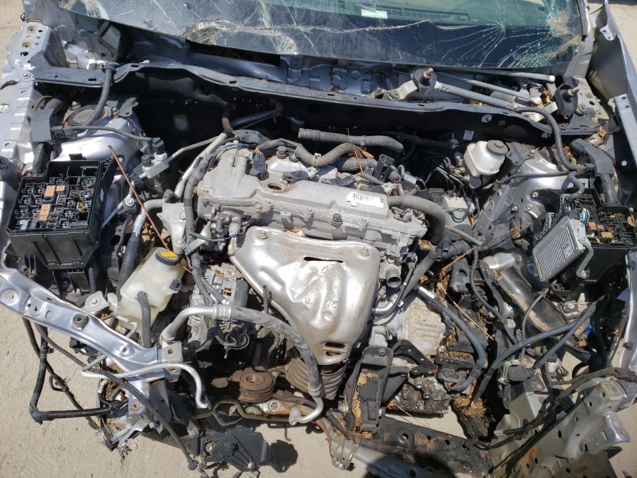 Photo 7 from auction – 2016 TOYOTA RAV4 SE with VIN 2T3NFREV7GW245574