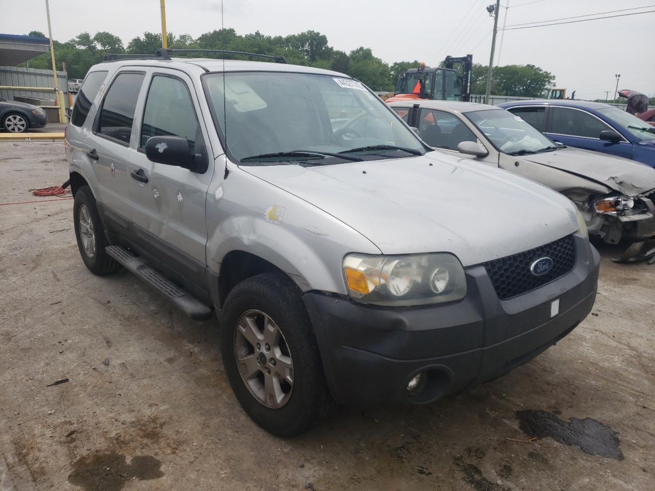 FORD ESCAPE XLT 2005 with VIN 1FMYU03125KD99416 - Photo from auction