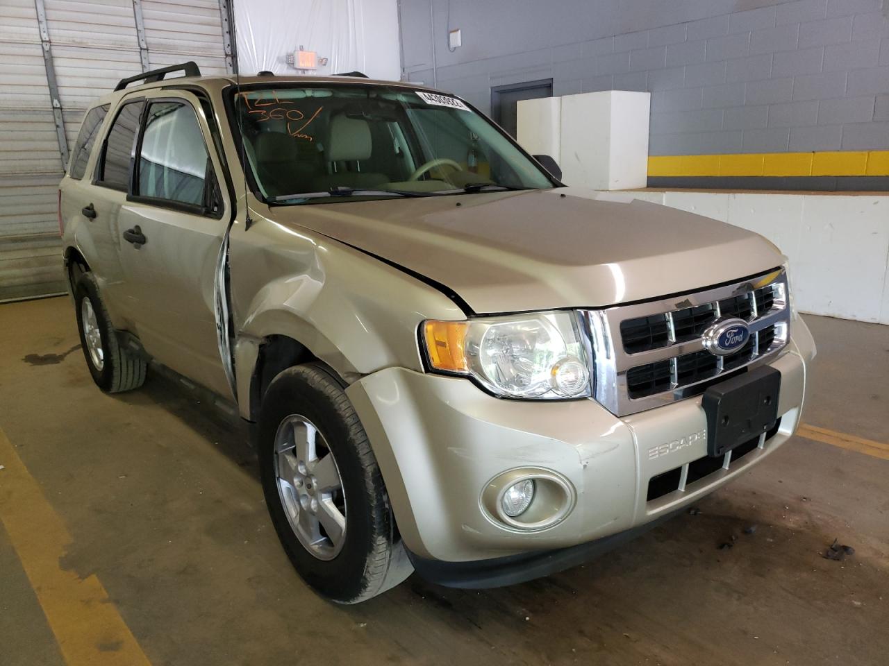 Photo 9 from auction – 2010 FORD ESCAPE XLT with VIN 1FMCU0D77AKD09877