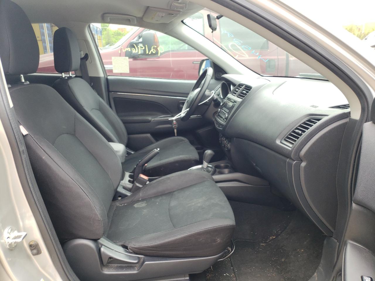 Photo 5 from auction – 2015 MITSUBISHI OUTLANDER with VIN 4A4AP3AU8FE046795