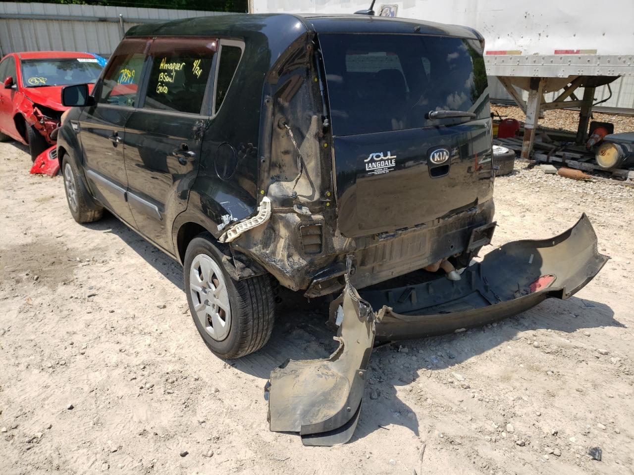 Photo 3 from auction – 2013 KIA SOUL with VIN KNDJT2A54D7607971