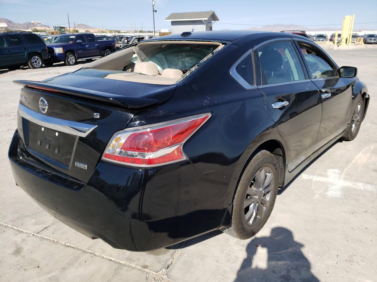 Photo 4 from auction – 2015 NISSAN ALTIMA 2.5 with VIN 1N4AL3AP2FC570152