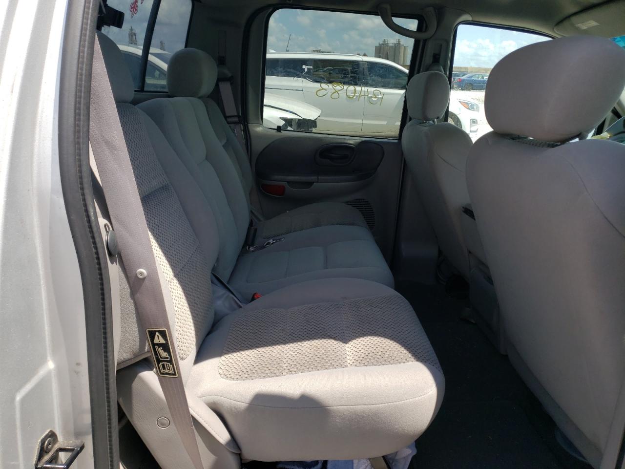 Photo 6 from auction – 2003 FORD F150 SUPER with VIN 1FTRW07643KB06444