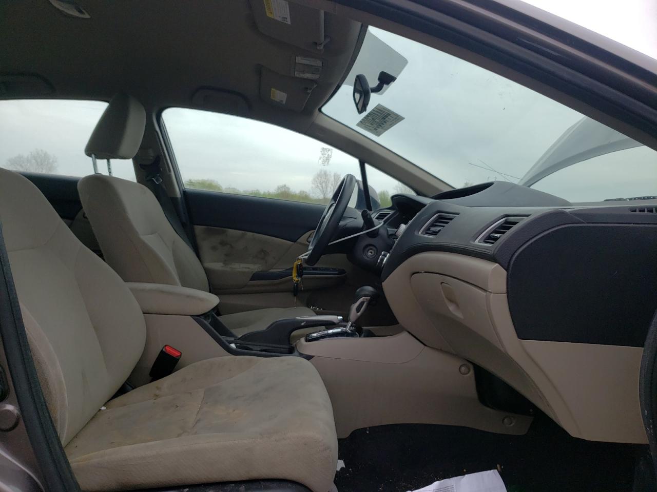 Photo 5 from auction – 2013 HONDA CIVIC LX with VIN 19XFB2F55DE086339