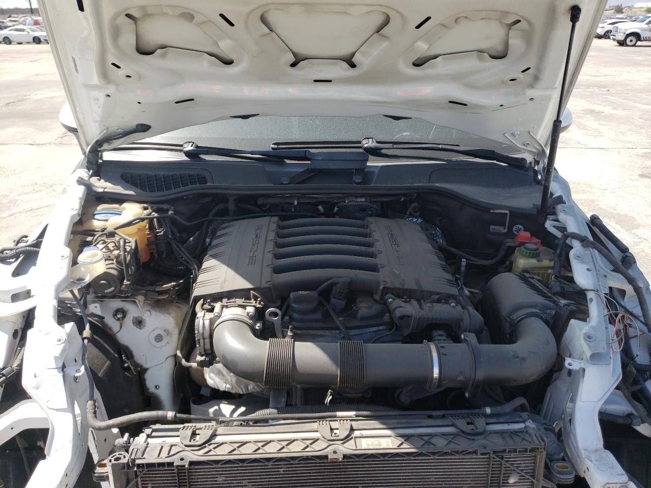 Photo 7 from auction – 2014 PORSCHE CAYENNE with VIN WP1AA2A27ELA94296