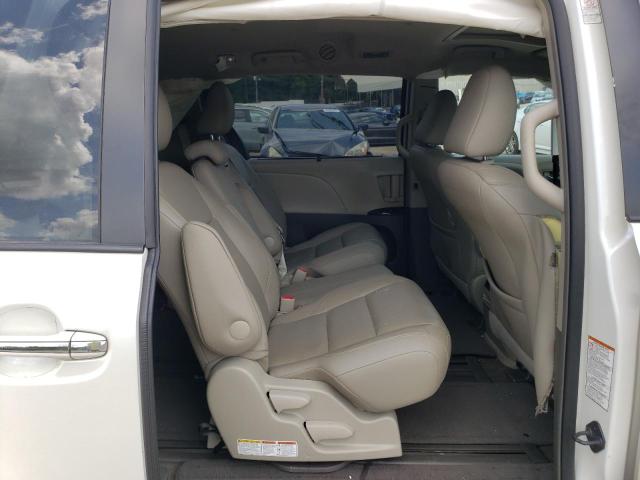 Photo 6 from auction – 2015 TOYOTA SIENNA XLE with VIN 5TDYK3DC1FS652070
