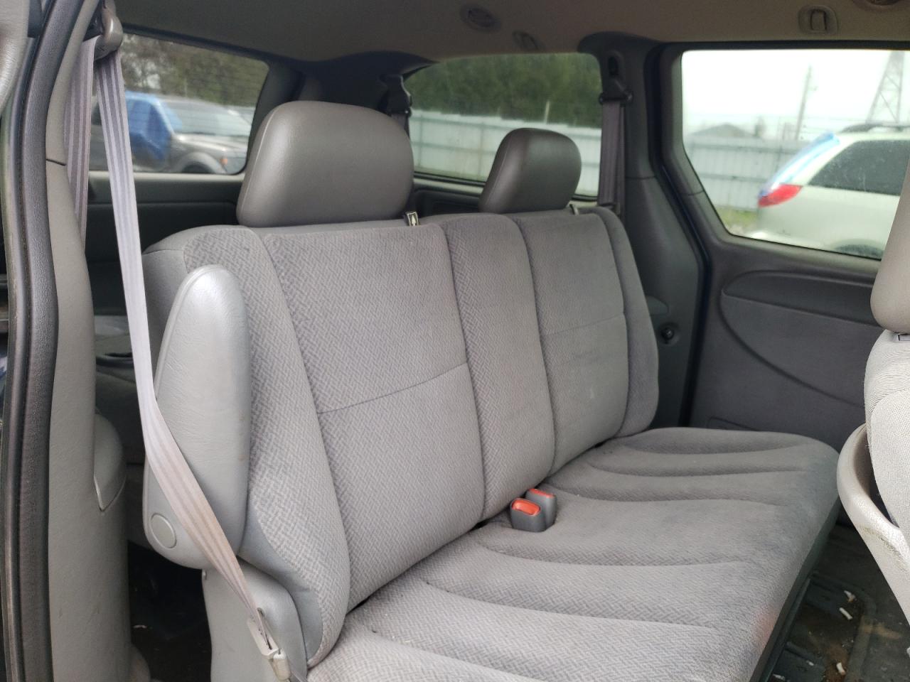 Photo 6 from auction – 2005 DODGE GRAND CARA with VIN 1D4GP24R95B108386