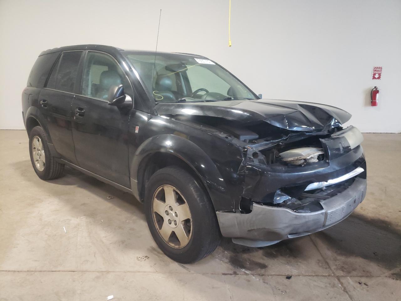 Photo 1 from auction – 2004 SATURN VUE with VIN 5GZCZ53444S890087