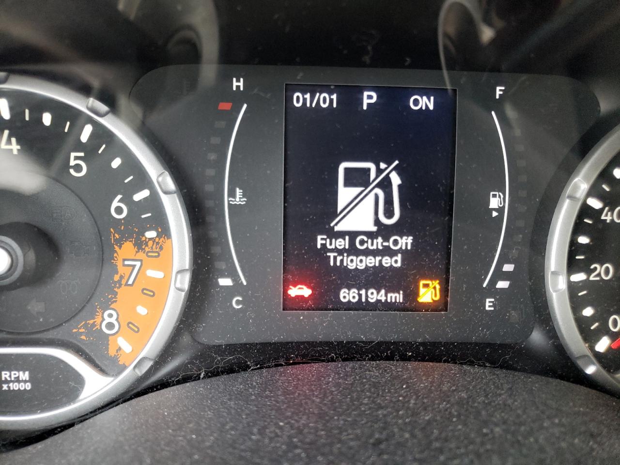 Photo 8 from auction – 2017 JEEP RENEGADE L with VIN ZACCJBBB3HPF56569