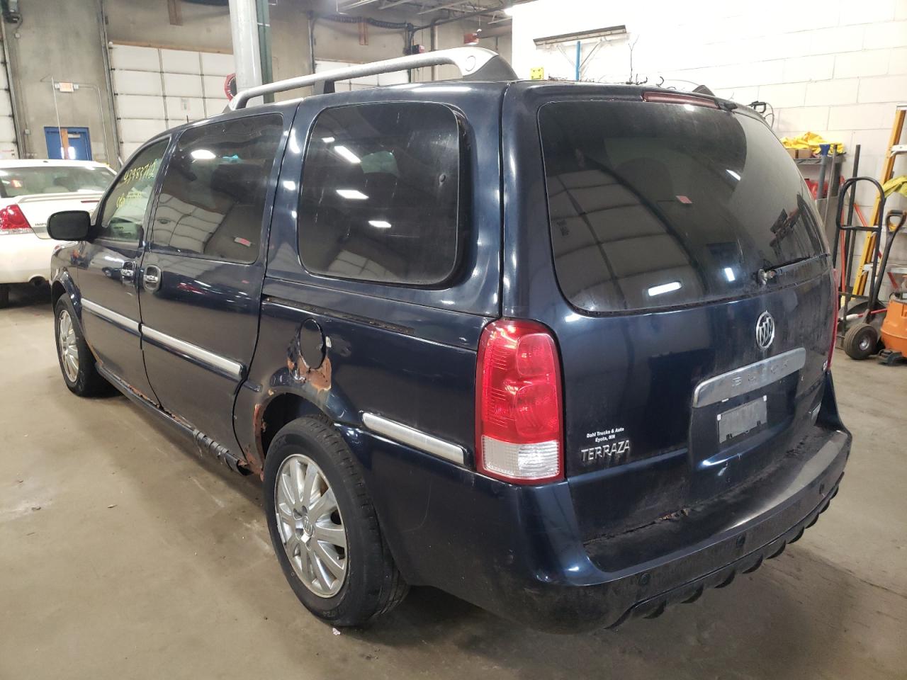 Photo 3 from auction – 2005 BUICK TERRAZA CX with VIN 5GADX33L25D307434