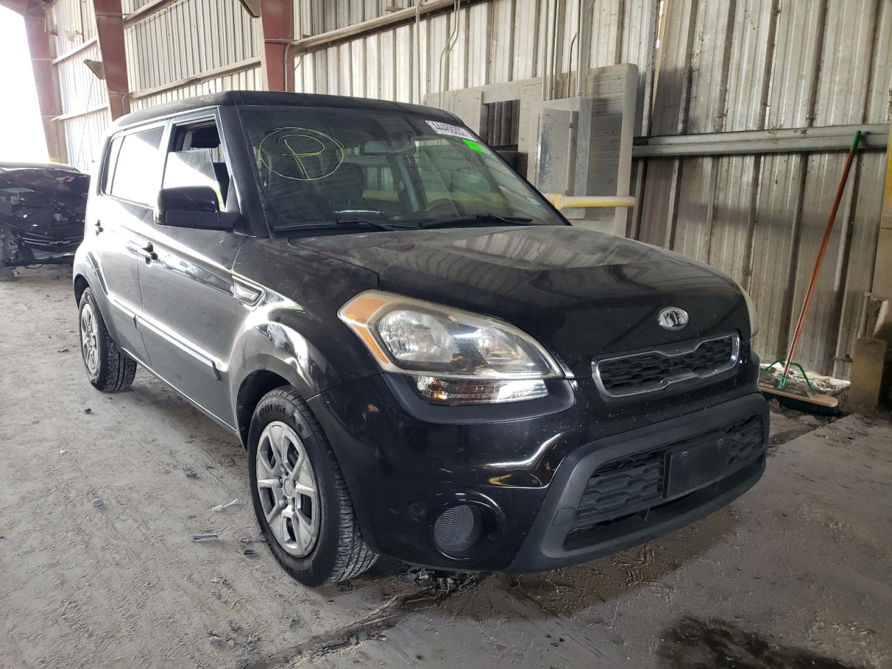 KIA SOUL 2012 مع رقم تعريف المركبة KNDJT2A53C7740638 - صورة من المزاد