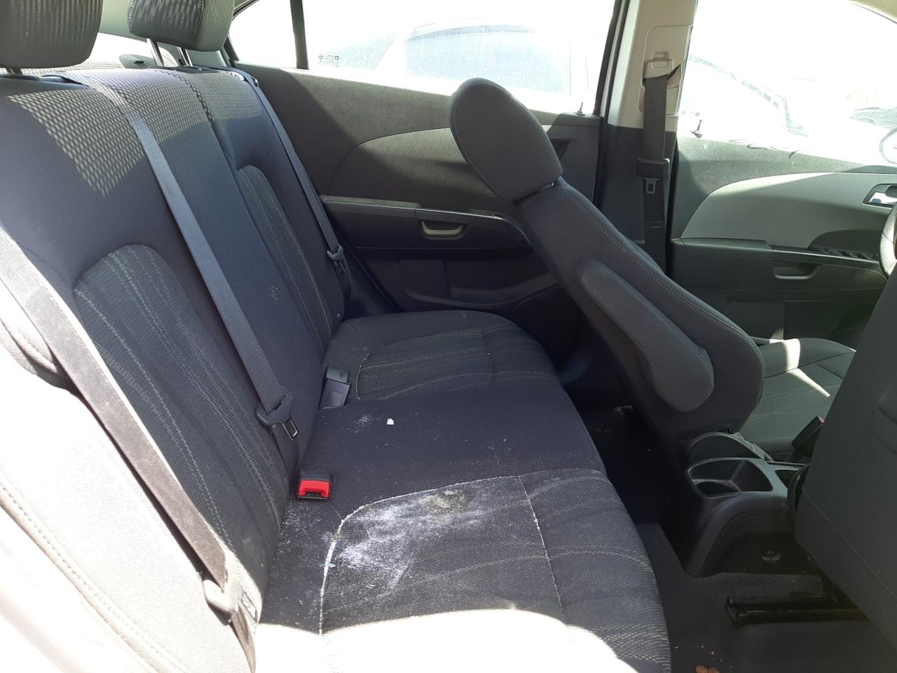 Photo 6 from auction – 2014 CHEVROLET SONIC LT with VIN 1G1JC5SH5E4199583