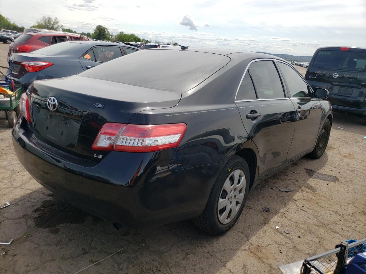 Photo 4 from auction – 2011 TOYOTA CAMRY BASE with VIN 4T1BF3EK0BU155450