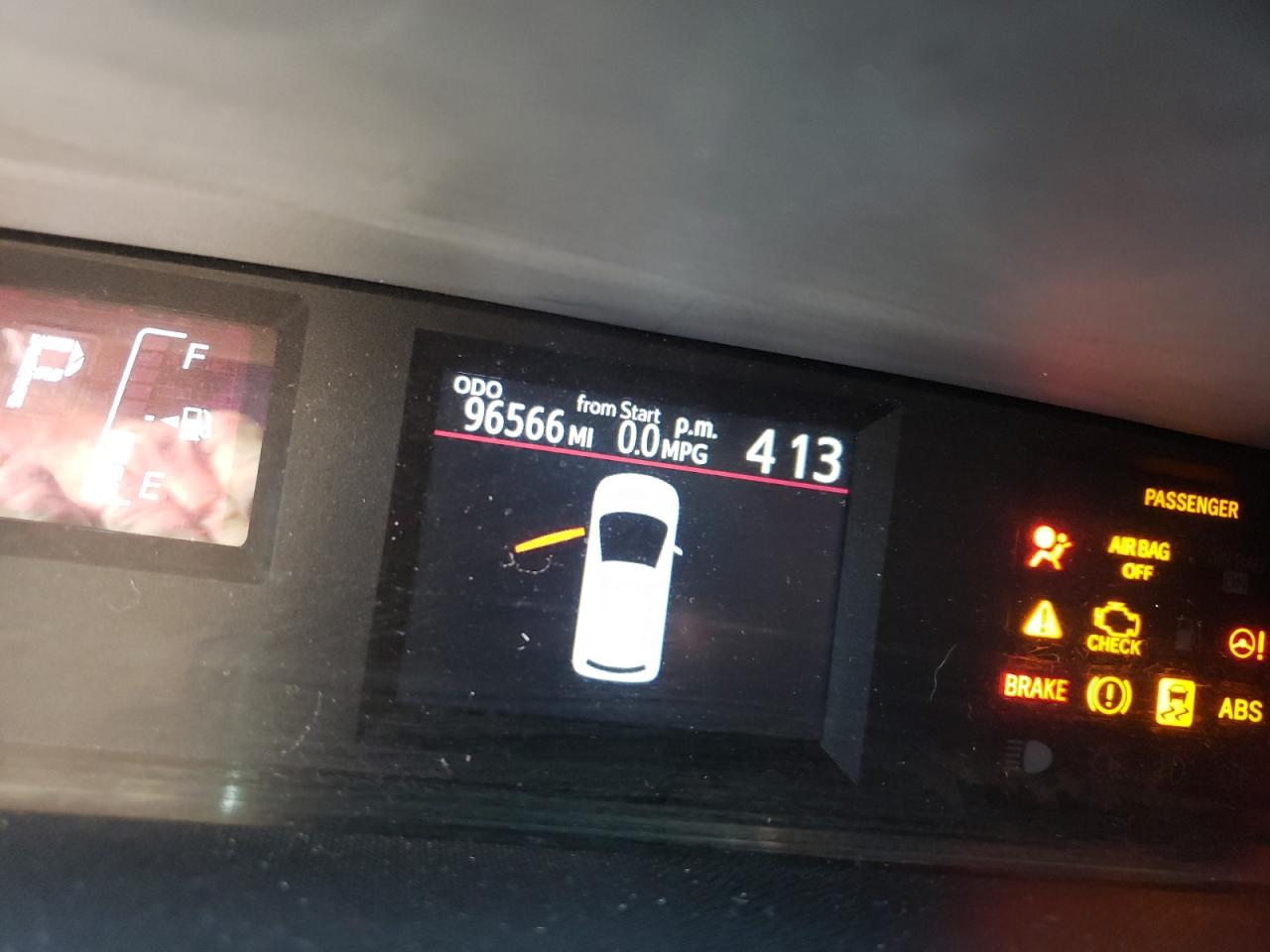 Photo 8 from auction – 2015 TOYOTA PRIUS C with VIN JTDKDTB34F1094747