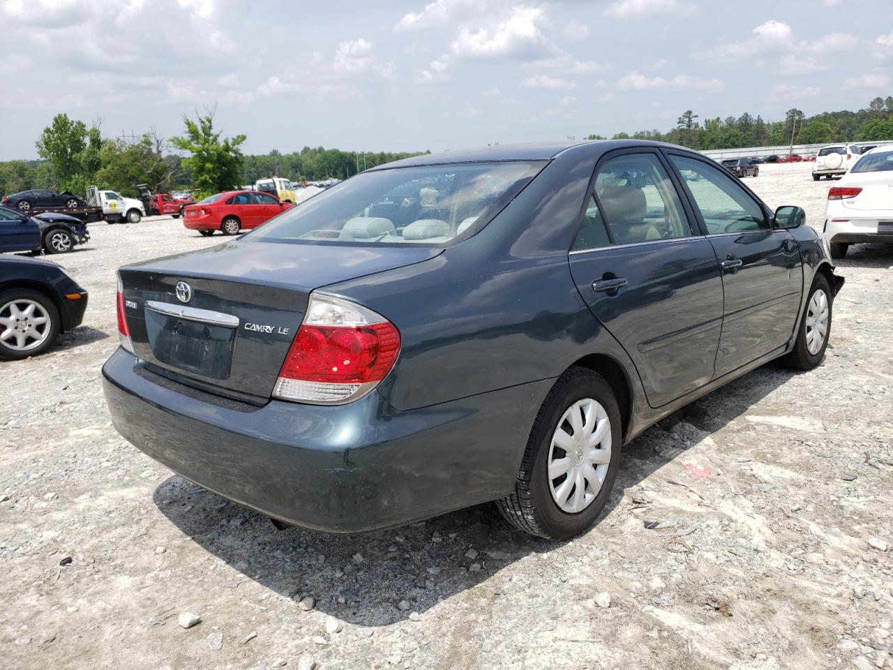Photo 4 from auction – 2005 TOYOTA CAMRY LE with VIN 4T1BE32K15U406844
