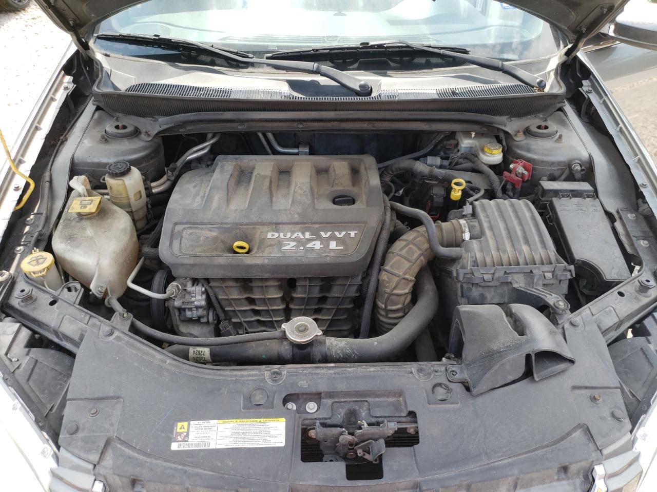 Photo 7 from auction – 2013 CHRYSLER 200 LX with VIN 1C3CCBAB0DN734084