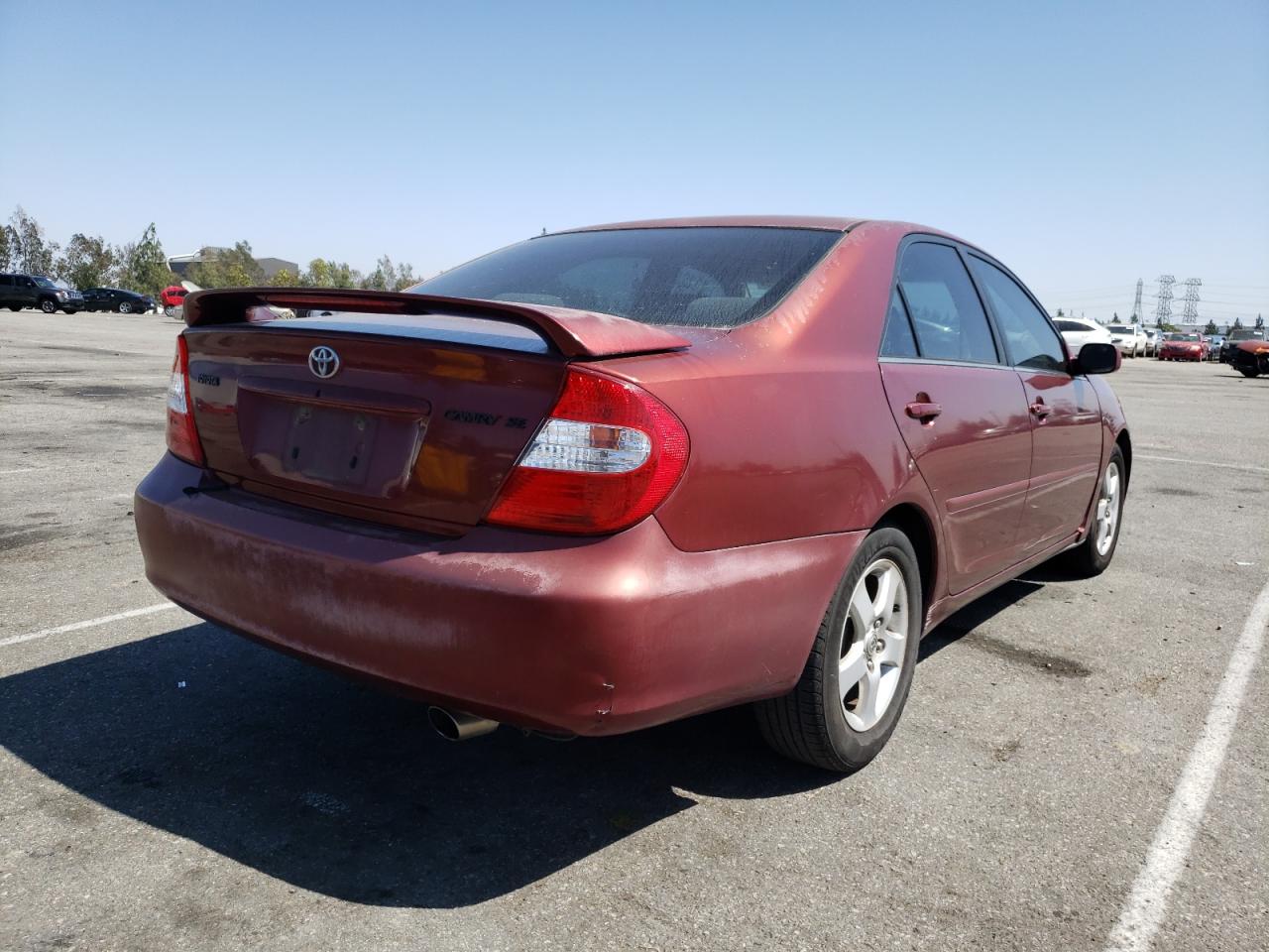 Photo 4 from auction – 2004 TOYOTA CAMRY LE with VIN 4T1BE32K44U298170