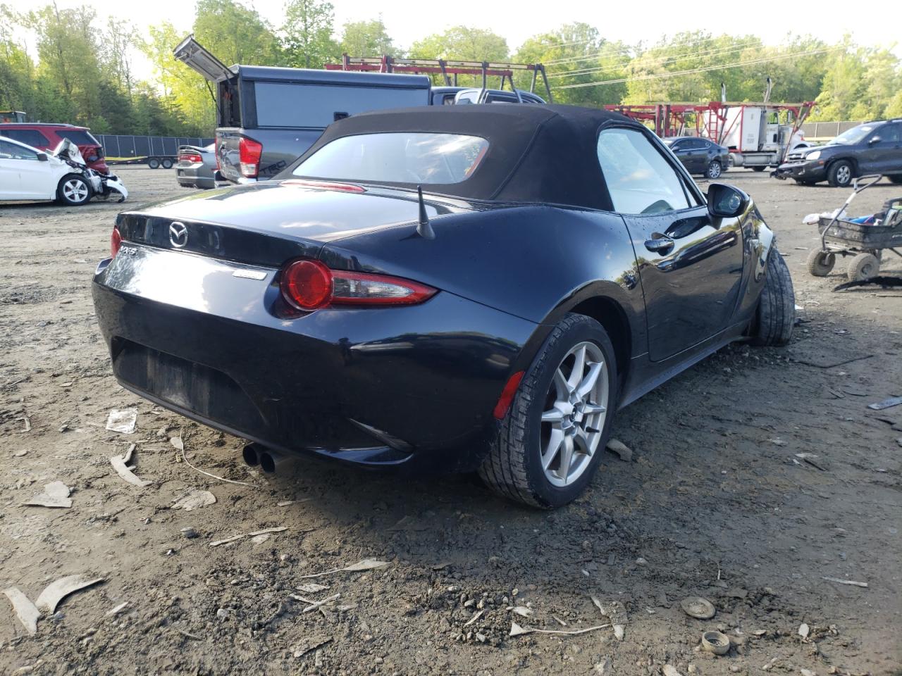 Photo 4 from auction – 2016 MAZDA MX-5 MIATA with VIN JM1NDAB74G0116659