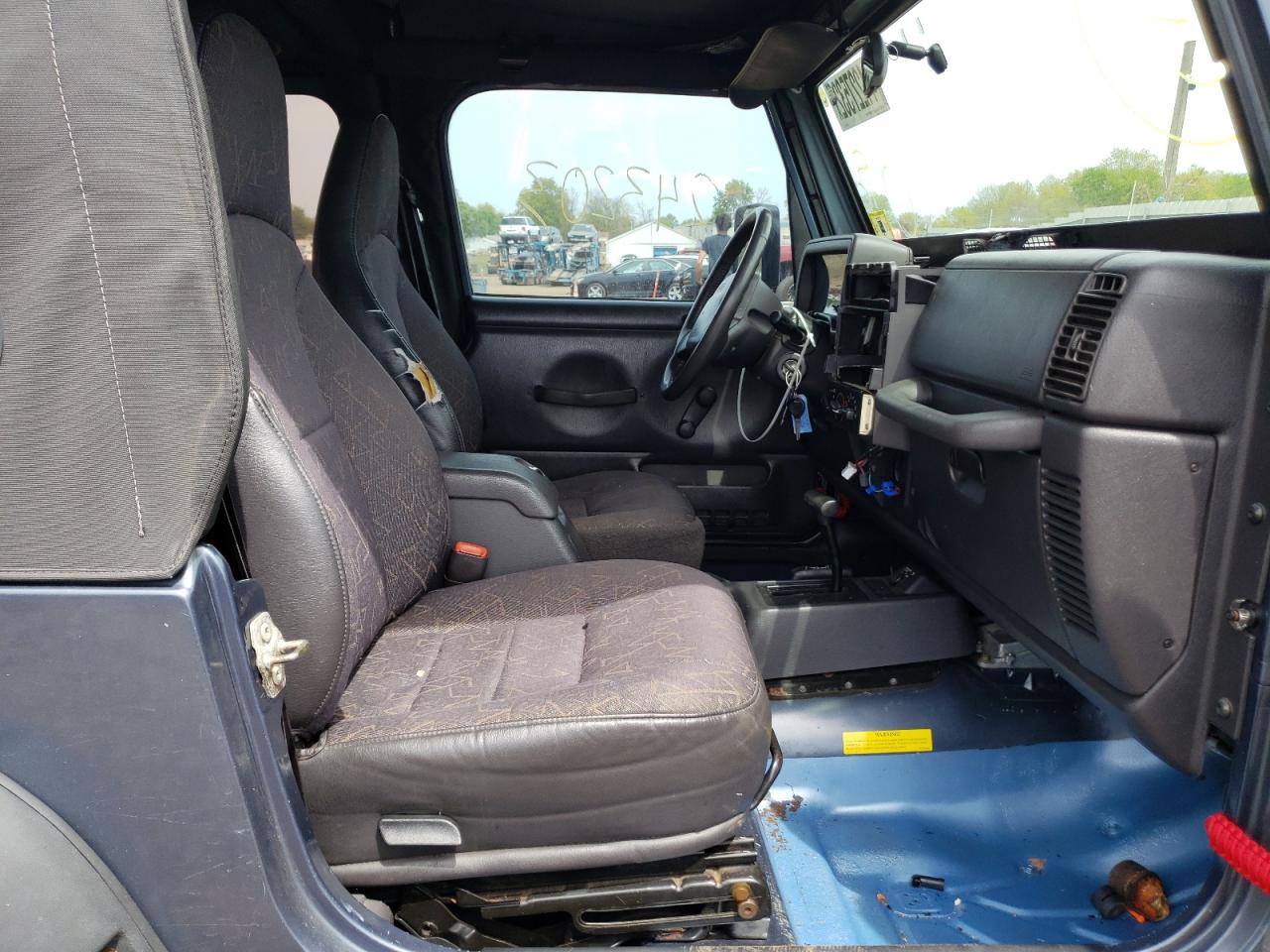Photo 5 from auction – 2002 JEEP WRANGLER / with VIN 1J4FA49S62P720331