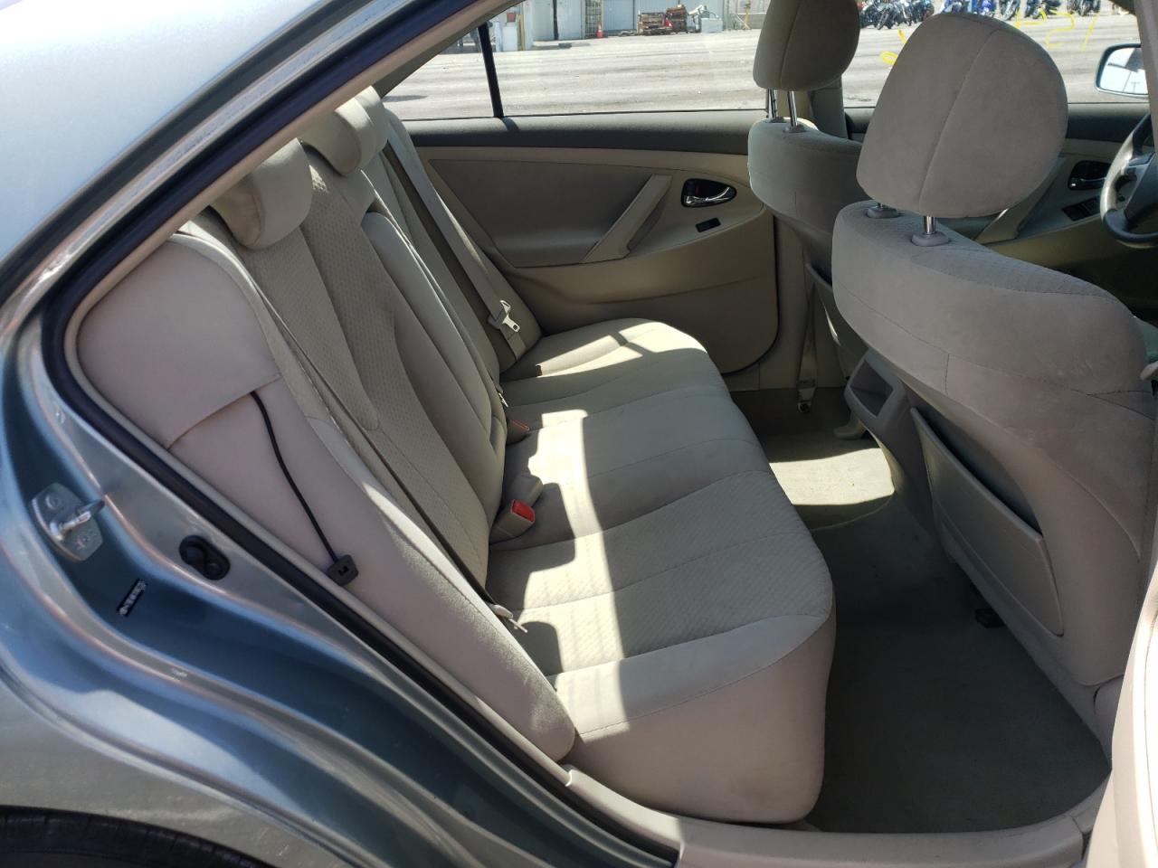 Photo 6 from auction – 2007 TOYOTA CAMRY CE with VIN 4T1BE46K17U651355