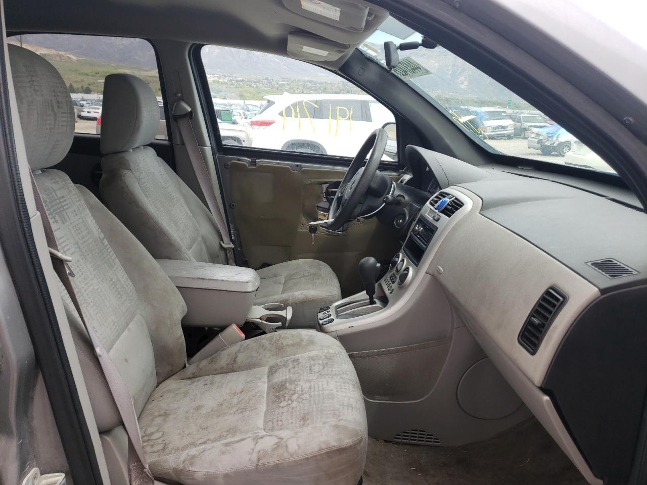 Photo 5 from auction – 2005 CHEVROLET EQUINOX LS with VIN 2CNDL13F856111789