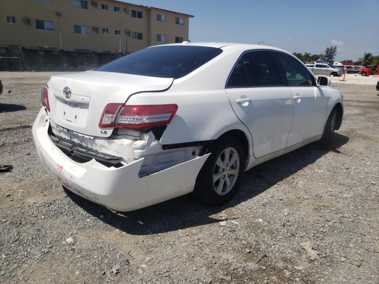 Photo 4 from auction – 2010 TOYOTA CAMRY BASE with VIN 4T1BF3EK3AU550964