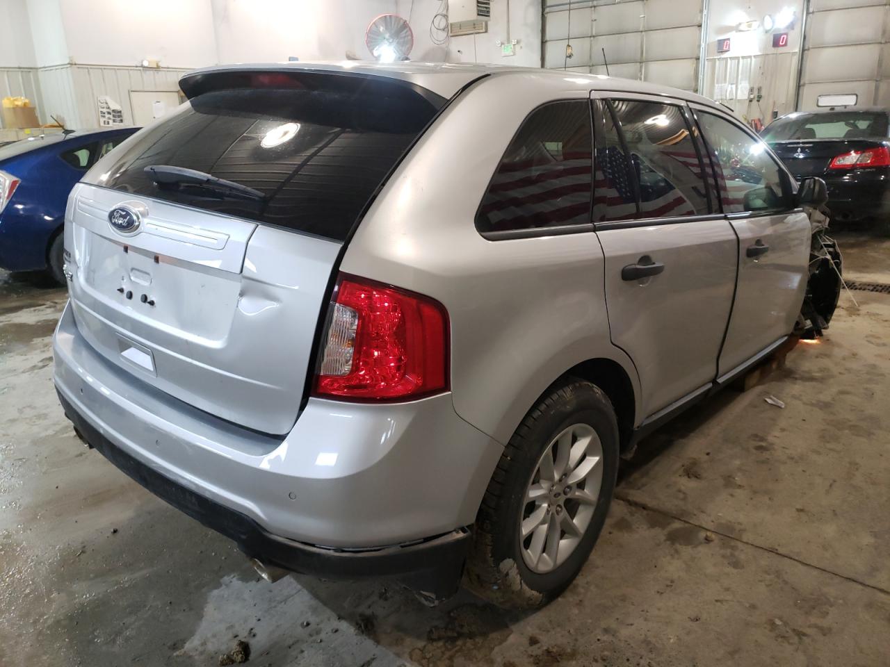 Photo 4 from auction – 2014 FORD EDGE SE with VIN 2FMDK3GC4EBB19300