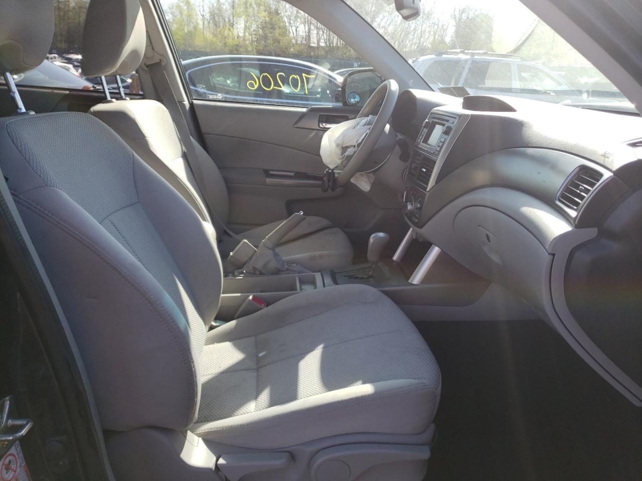 Photo 5 from auction – 2013 SUBARU FORESTER 2 with VIN JF2SHADC4DH443952