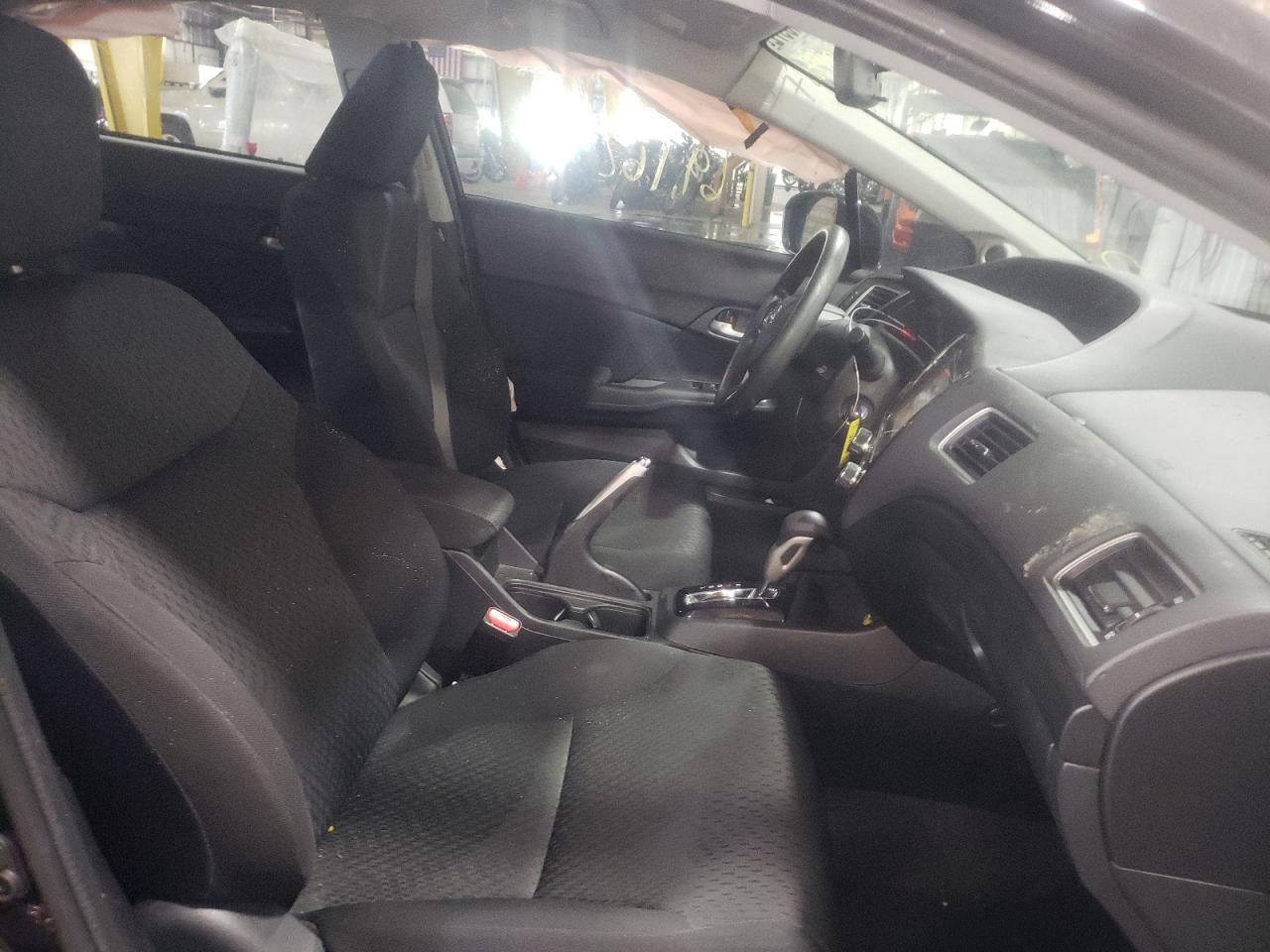 Photo 5 from auction – 2015 HONDA CIVIC SE with VIN 2HGFB2F73FH530909