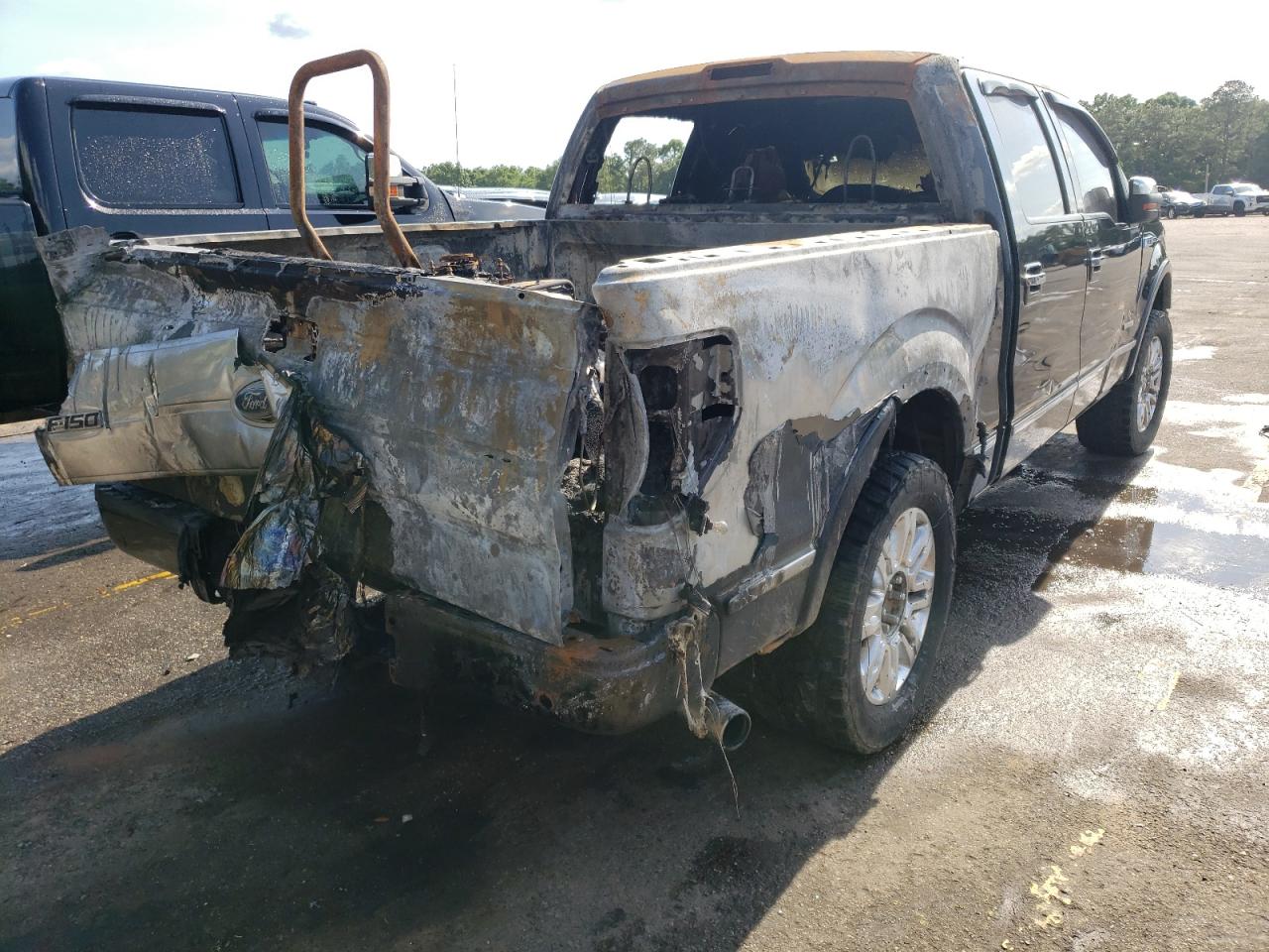 Photo 4 from auction – 2011 FORD F150 SUPER with VIN 1FTFW1ET4BFB20417