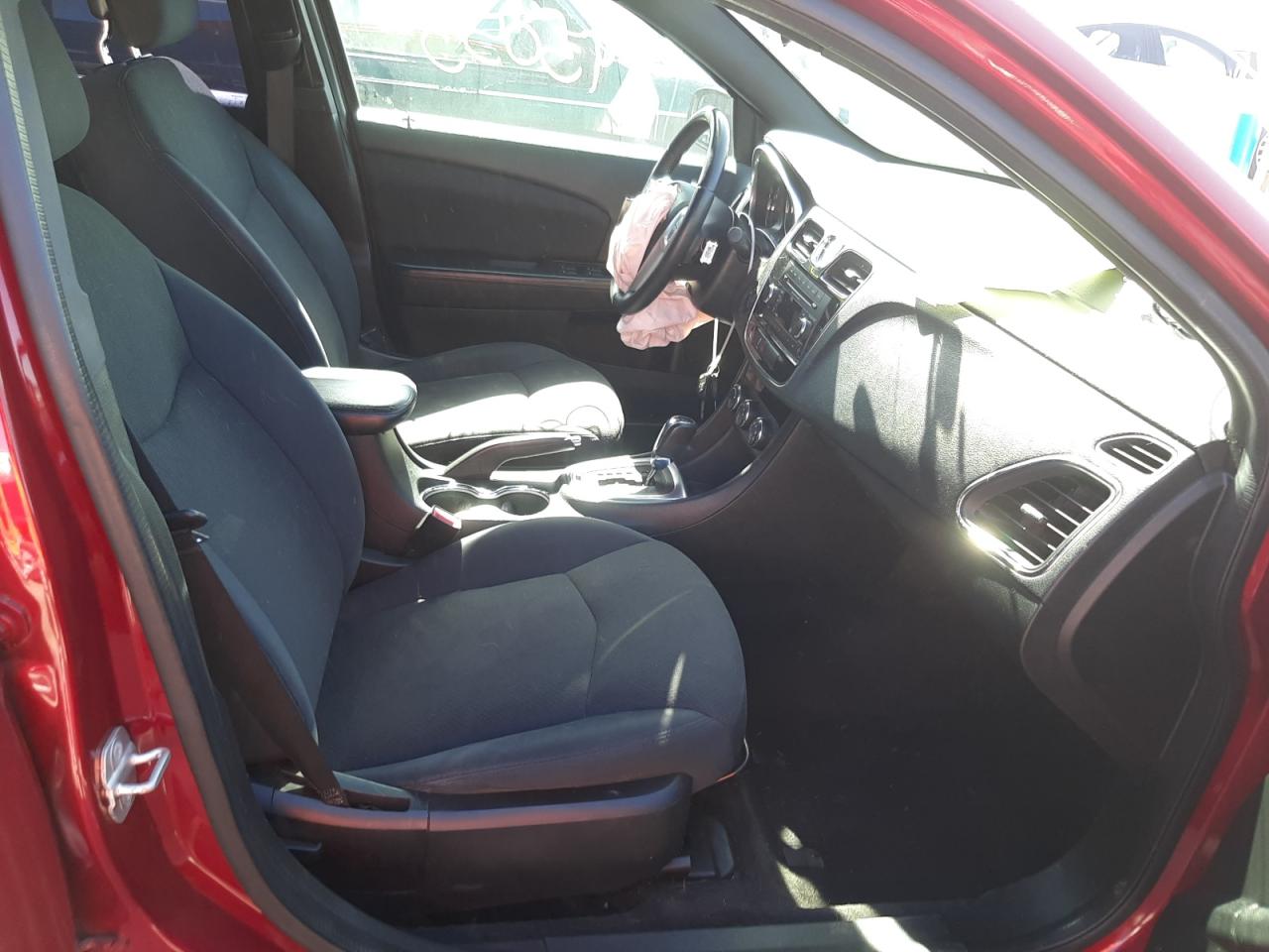 Photo 5 from auction – 2013 CHRYSLER 200 TOURIN with VIN 1C3CCBBG2DN531871