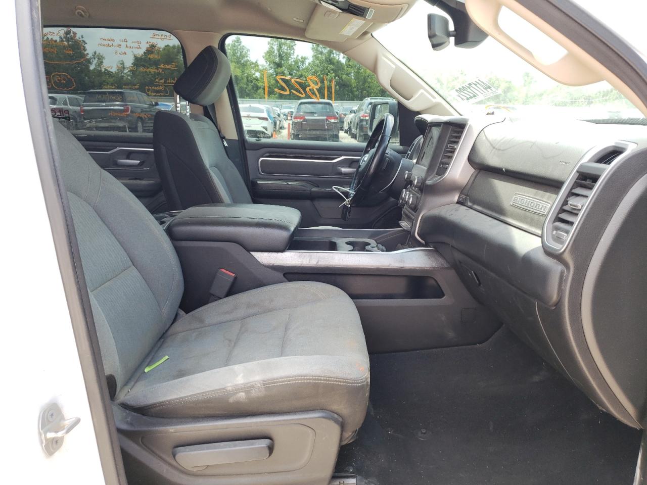 Photo 5 from auction – 2019 RAM 1500 BIG H with VIN 1C6RREFT2KN514389