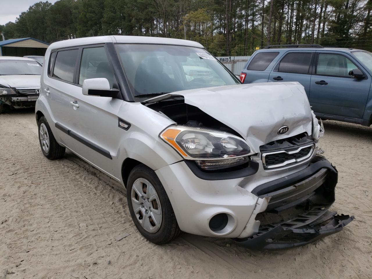 KIA SOUL 2012 with VIN KNDJT2A56C7439023 - Photo from auction