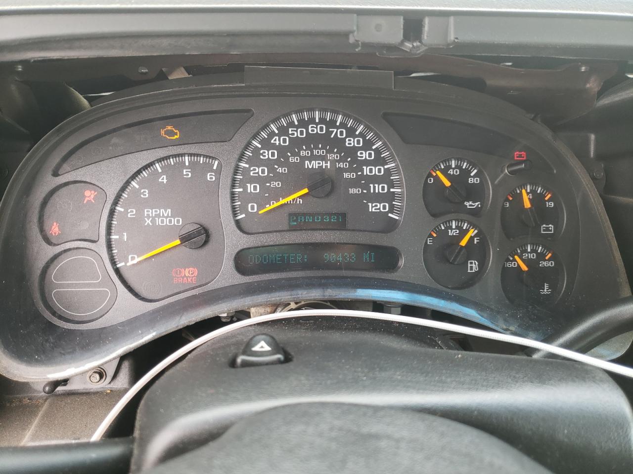 Photo 8 from auction – 2003 CHEVROLET SILVRDO LT with VIN 2GCEC19T131160137