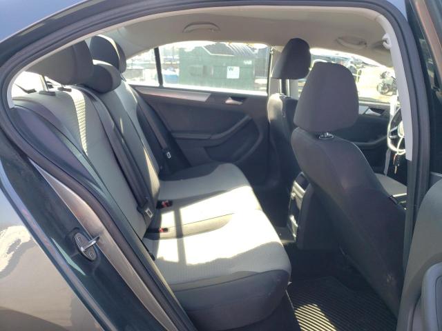 Photo 6 from auction – 2017 VOLKSWAGEN JETTA S with VIN 3VW2B7AJ7HM298670