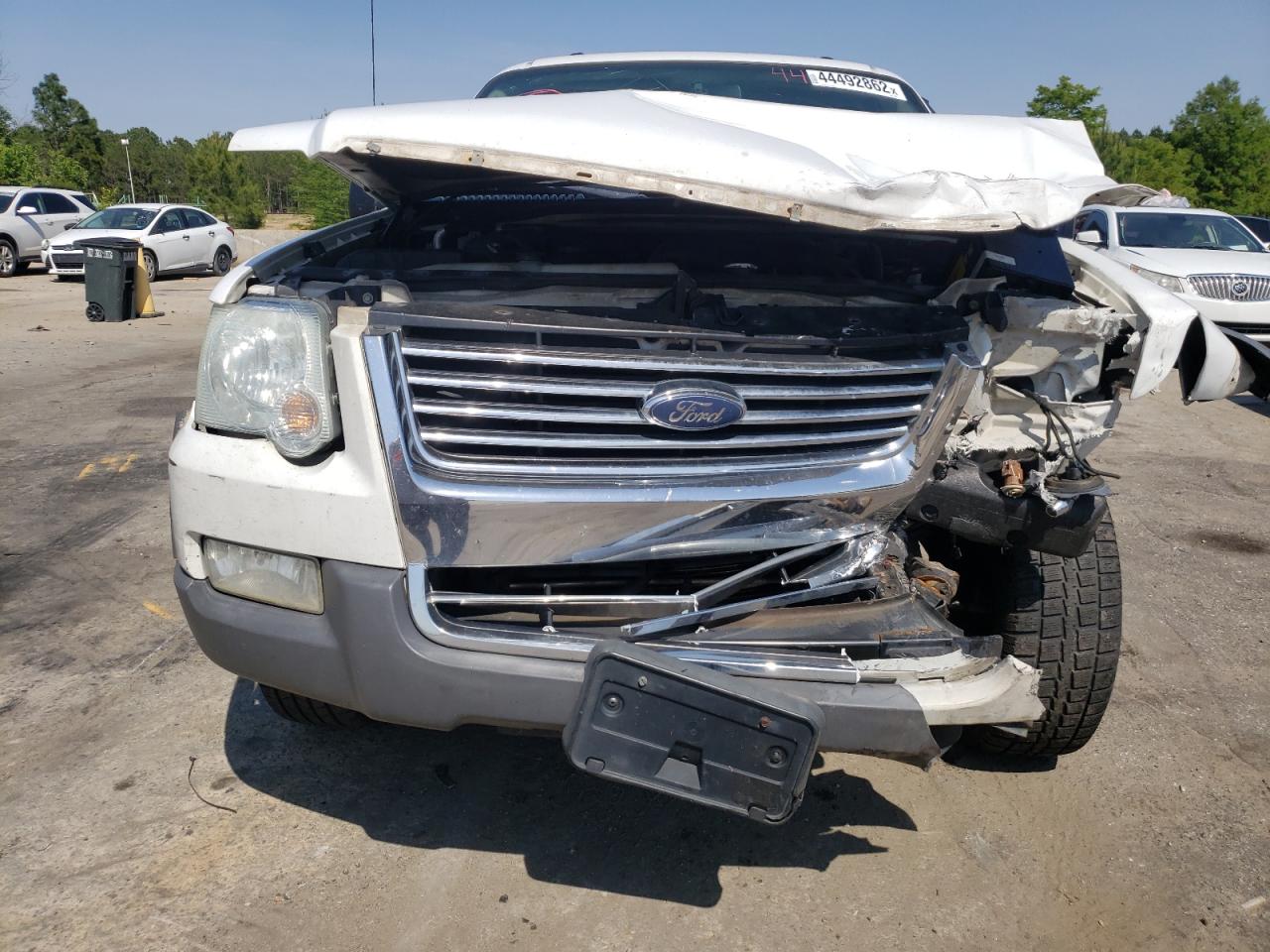 Photo 9 from auction – 2006 FORD EXPLORER X with VIN 1FMEU73E46UA50875