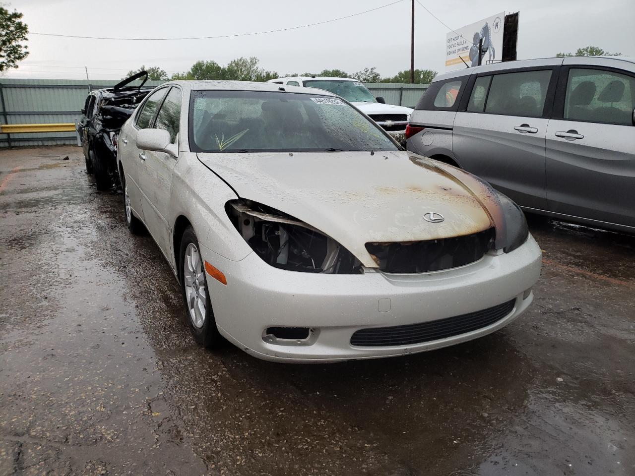Photo 9 from auction – 2002 LEXUS ES 300 with VIN JTHBF30G120063194