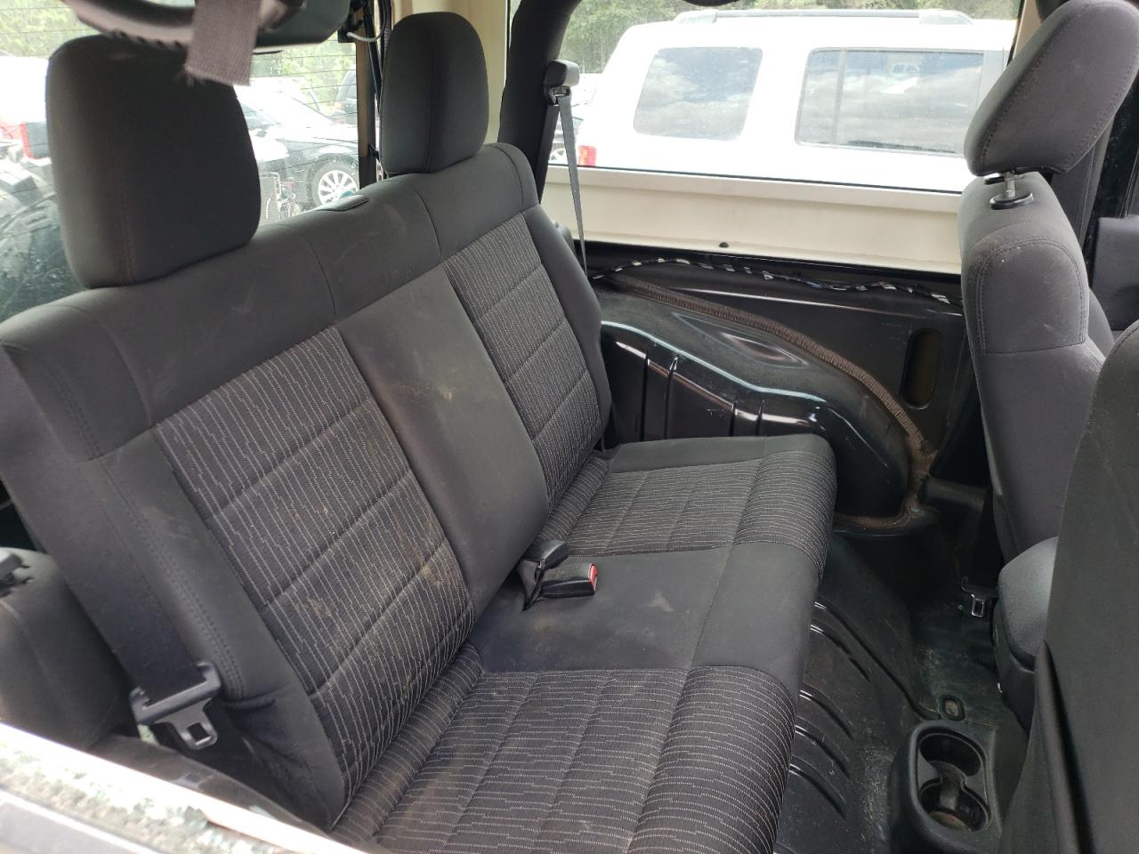 Photo 6 from auction – 2011 JEEP WRANGLER S with VIN 1J4AA2D13BL588293