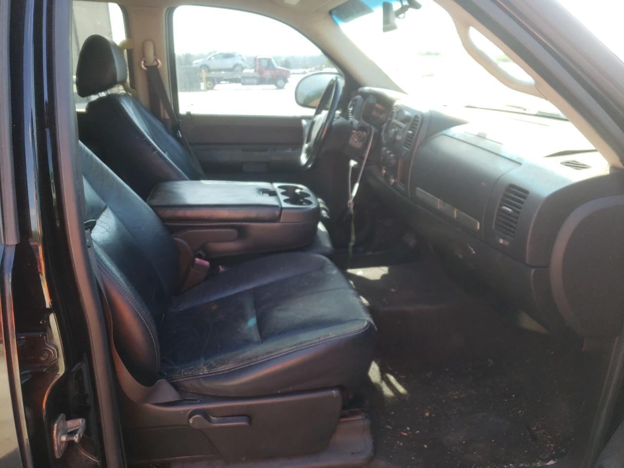 Photo 5 from auction – 2007 GMC NEW SIERRA with VIN 2GTEC13J671634967