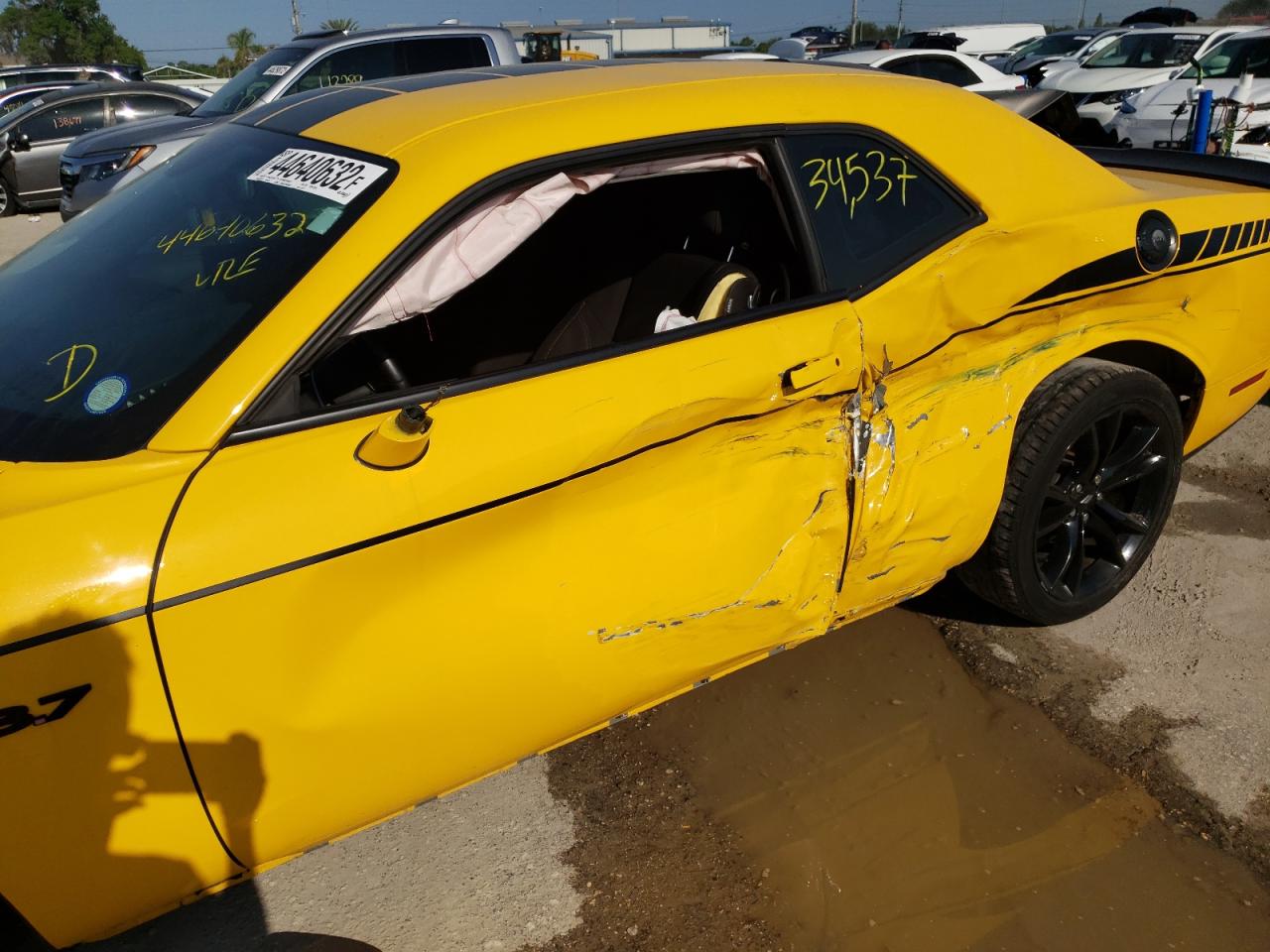 Photo 9 from auction – 2017 DODGE CHALLENGER with VIN 2C3CDZAG5HH611011