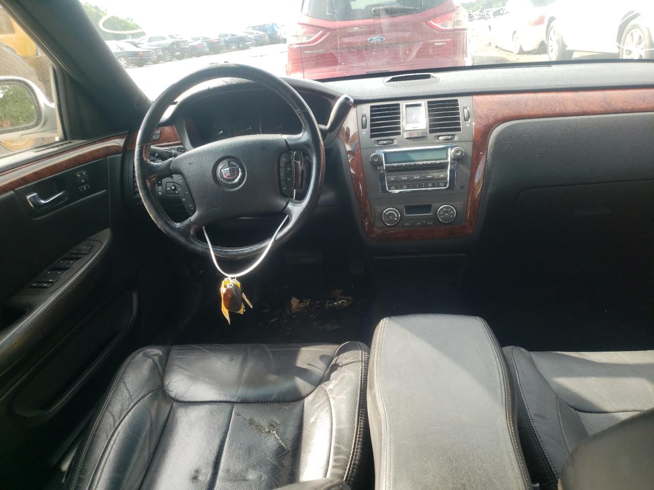 Photo 9 from auction – 2007 CADILLAC DTS with VIN 1G6KD57YX7U160947