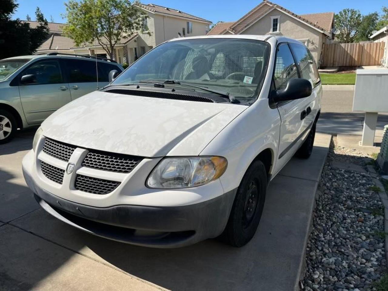 Photo 2 from auction – 2003 DODGE CARAVAN C/ with VIN 1D4GP21343B336633