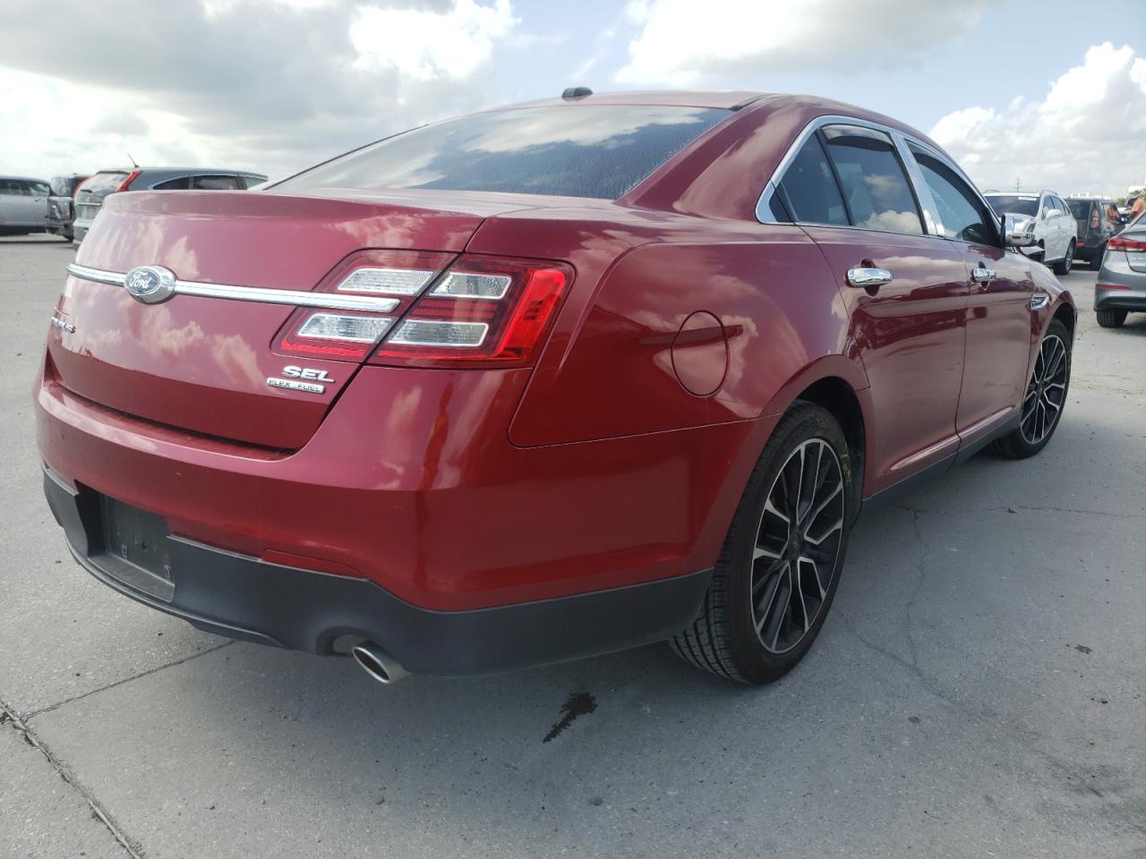 Photo 4 from auction – 2018 FORD TAURUS SEL with VIN 1FAHP2E85JG111053