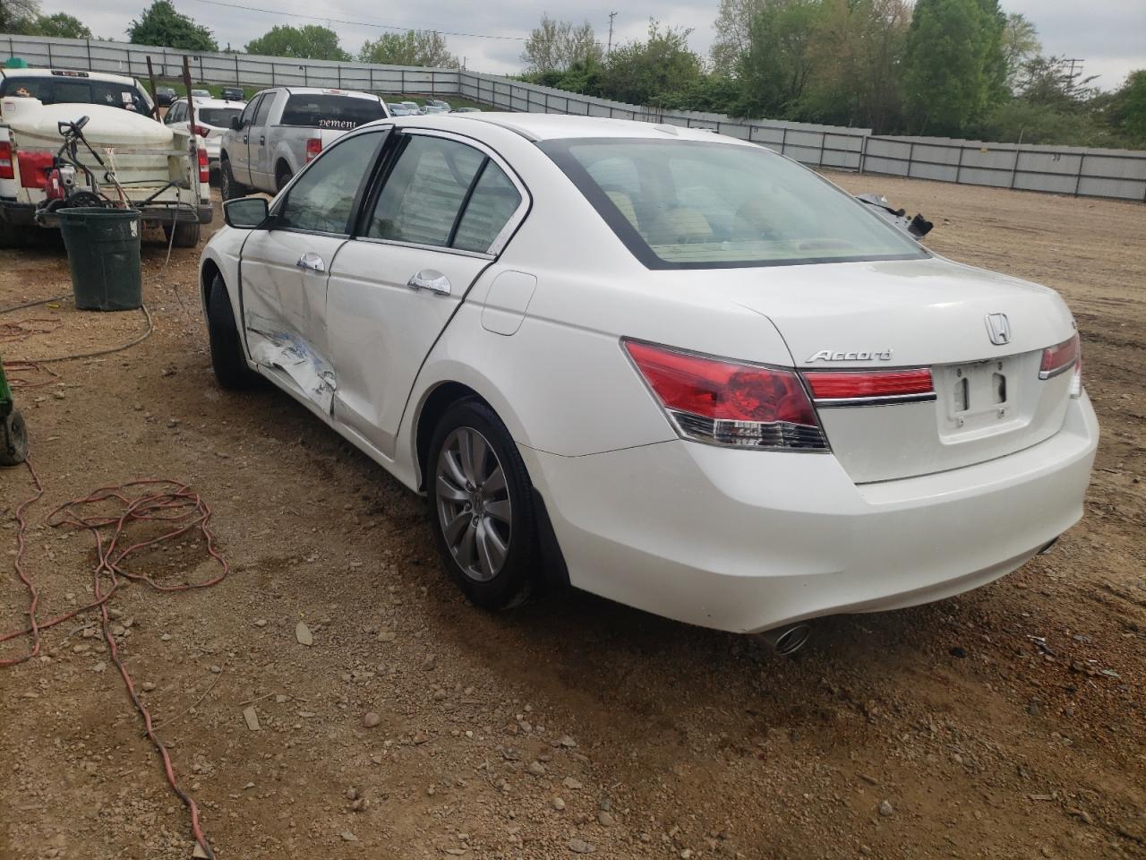 Photo 3 from auction – 2011 HONDA ACCORD EXL with VIN 1HGCP3F87BA028285