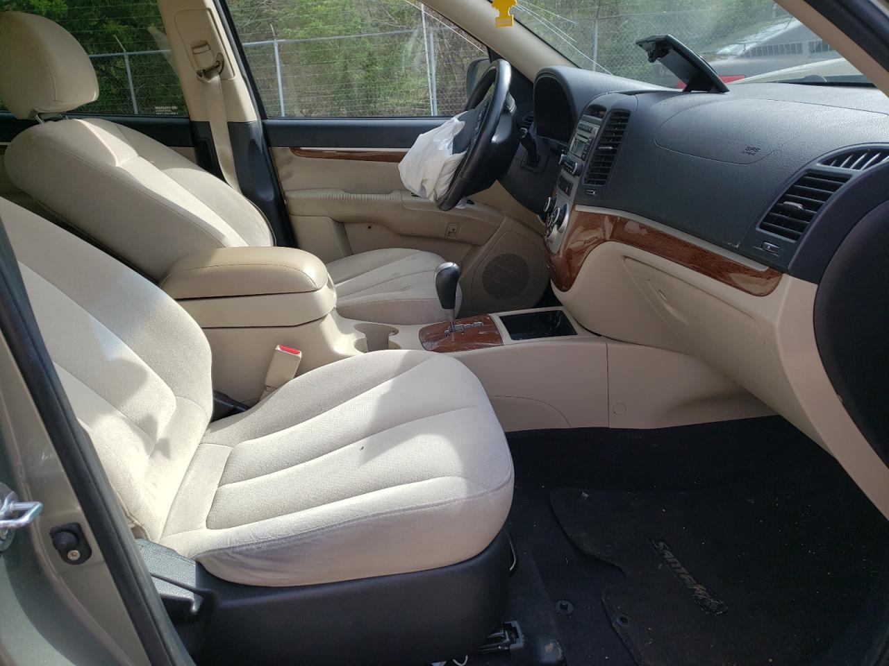 Photo 5 from auction – 2008 HYUNDAI SANTA FE S with VIN 5NMSH73E68H181537