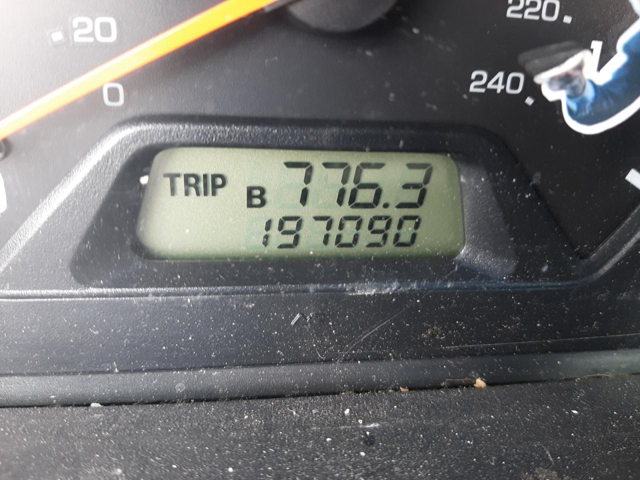 Photo 8 from auction – 2001 HONDA ACCORD EX with VIN 1HGCG66811A109119